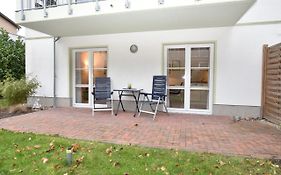 Modern 2-Room Apartment in Graal-Muritz with Garden